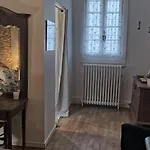 Le Logis Du Rocher 3* Saint-Marcet