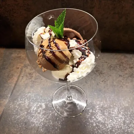 Guest house Le Logis Du Rocher 3*