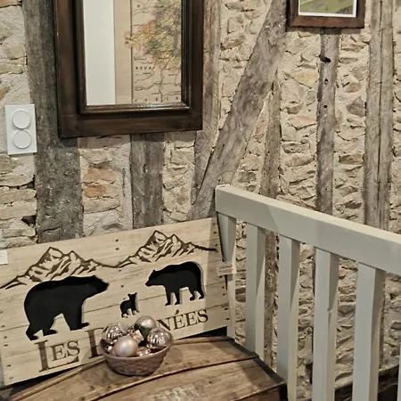 Gasthof Le Logis Du Rocher Saint-Marcet