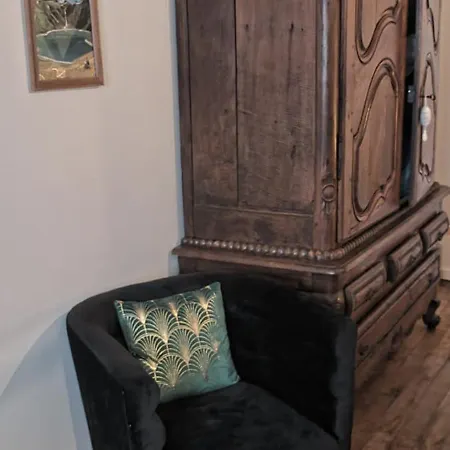 Le Logis Du Rocher Casa de hóspedes Saint-Marcet