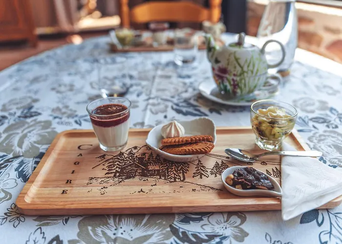 Le Logis Du Rocher ゲストハウス