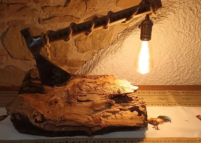 Le Logis Du Rocher 招待所 Saint-Marcet